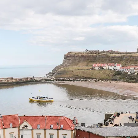 Redmayne House * Whitby